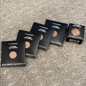 New MAC Cosmetics Eye Shadow in KID and four Refills